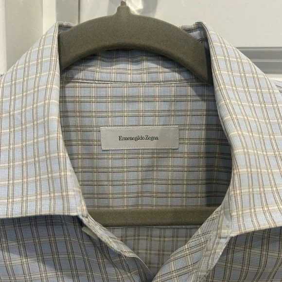 Zegna Men’s Button-down shirt. Size 16, 34 1/2.